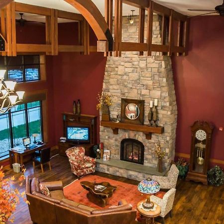 Timberlake Lodge Grand Rapids Ngoại thất bức ảnh