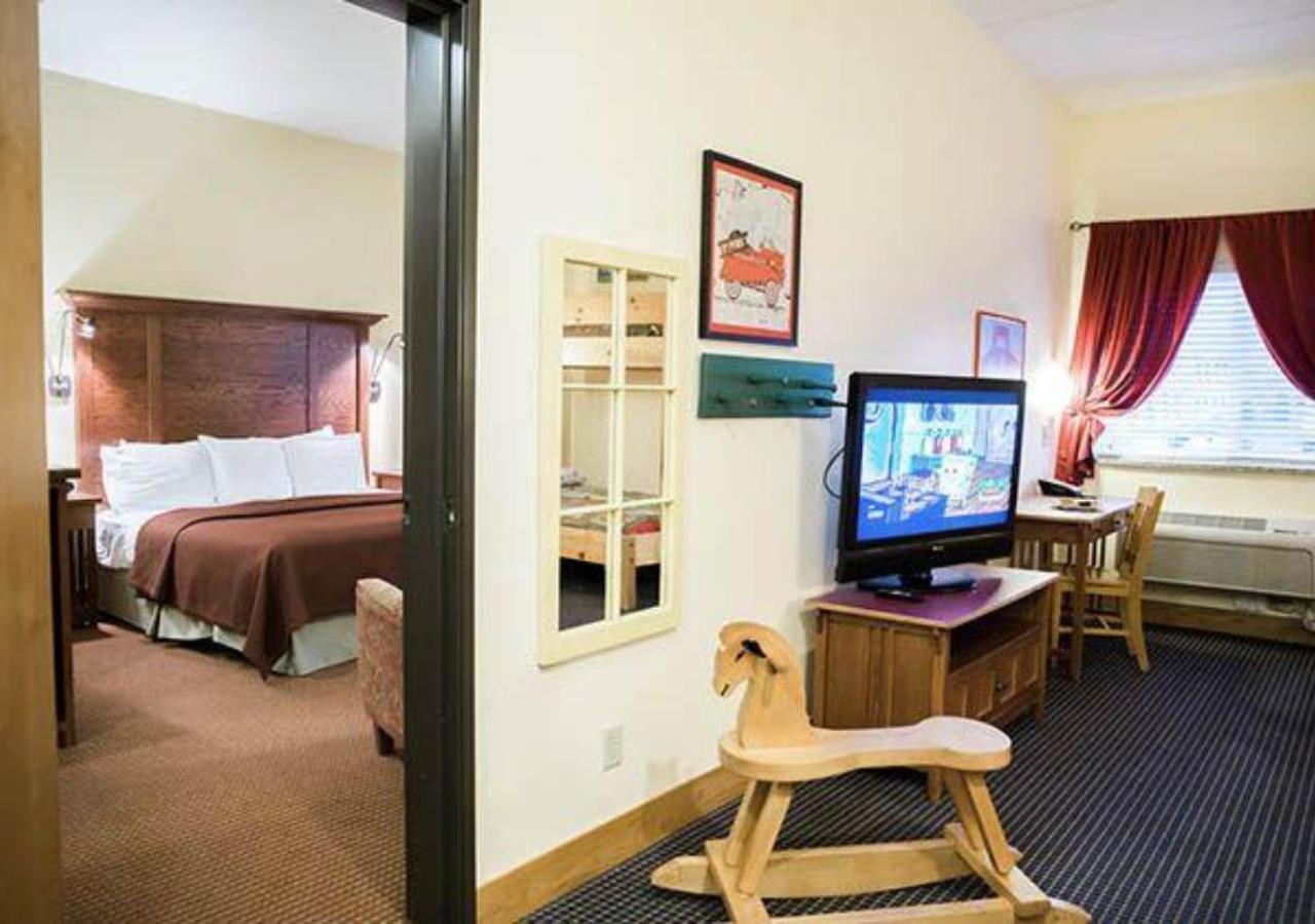 Timberlake Lodge Grand Rapids Ngoại thất bức ảnh